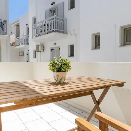 Apartment 100 Steps - Serenity *