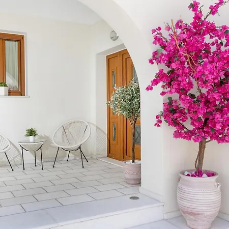 Serenity Beach House - 100 Steps From The Sea Naxos City